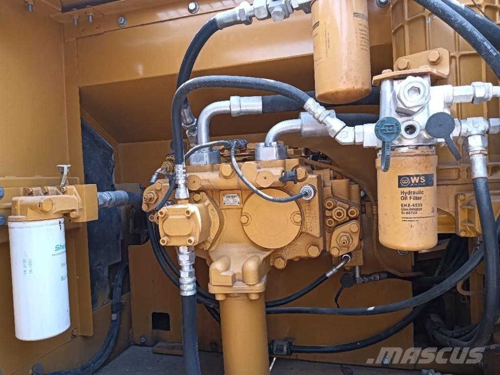 CAT 325 D Paletli ekskavatörler