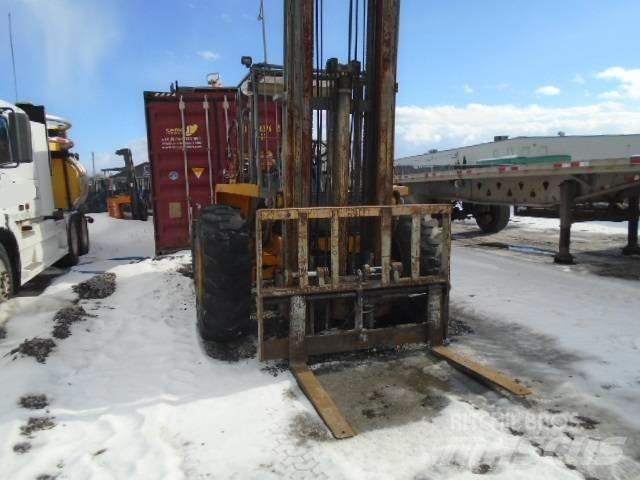 JCB 940 Arazi tipi forklift