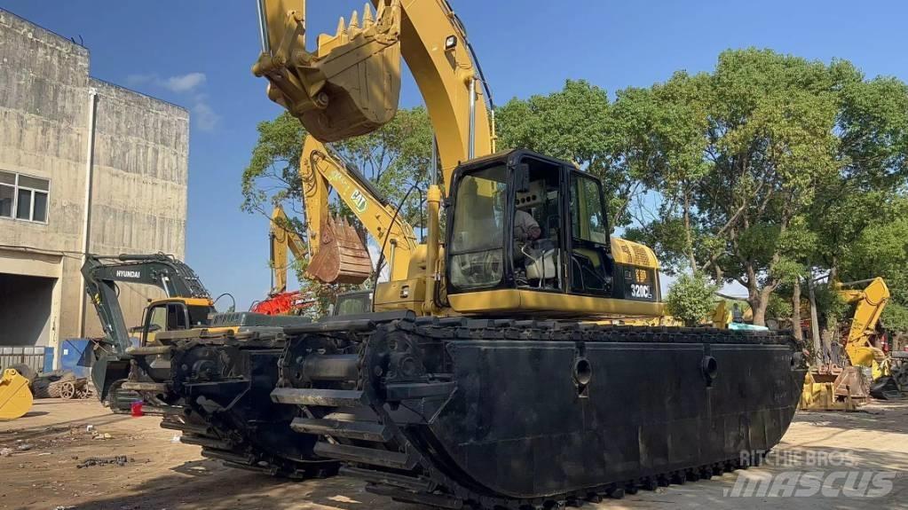 CAT 320 C Amfibi Ekskavatörler