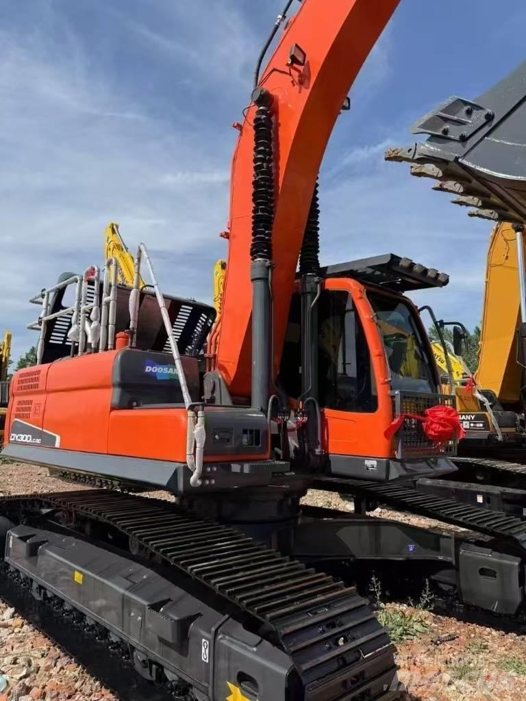 Doosan DX300LC-9C Paletli ekskavatörler