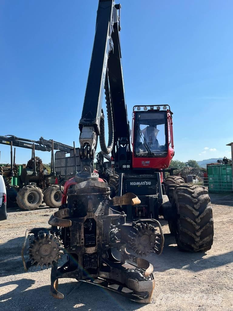 Komatsu 951 Biçerdöverler