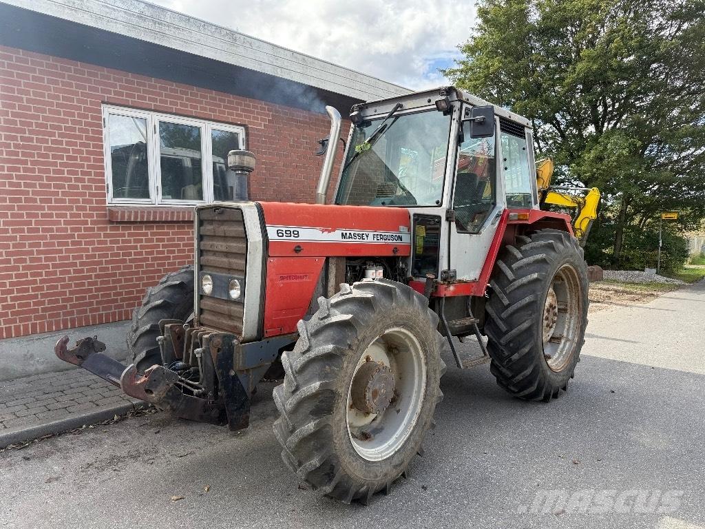 Massey Ferguson 699 Traktörler