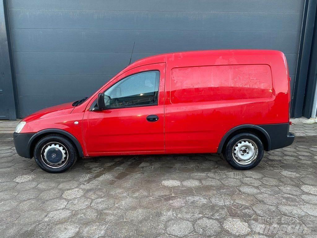 Opel Combo CDTI Kapali kasa kamyonetler