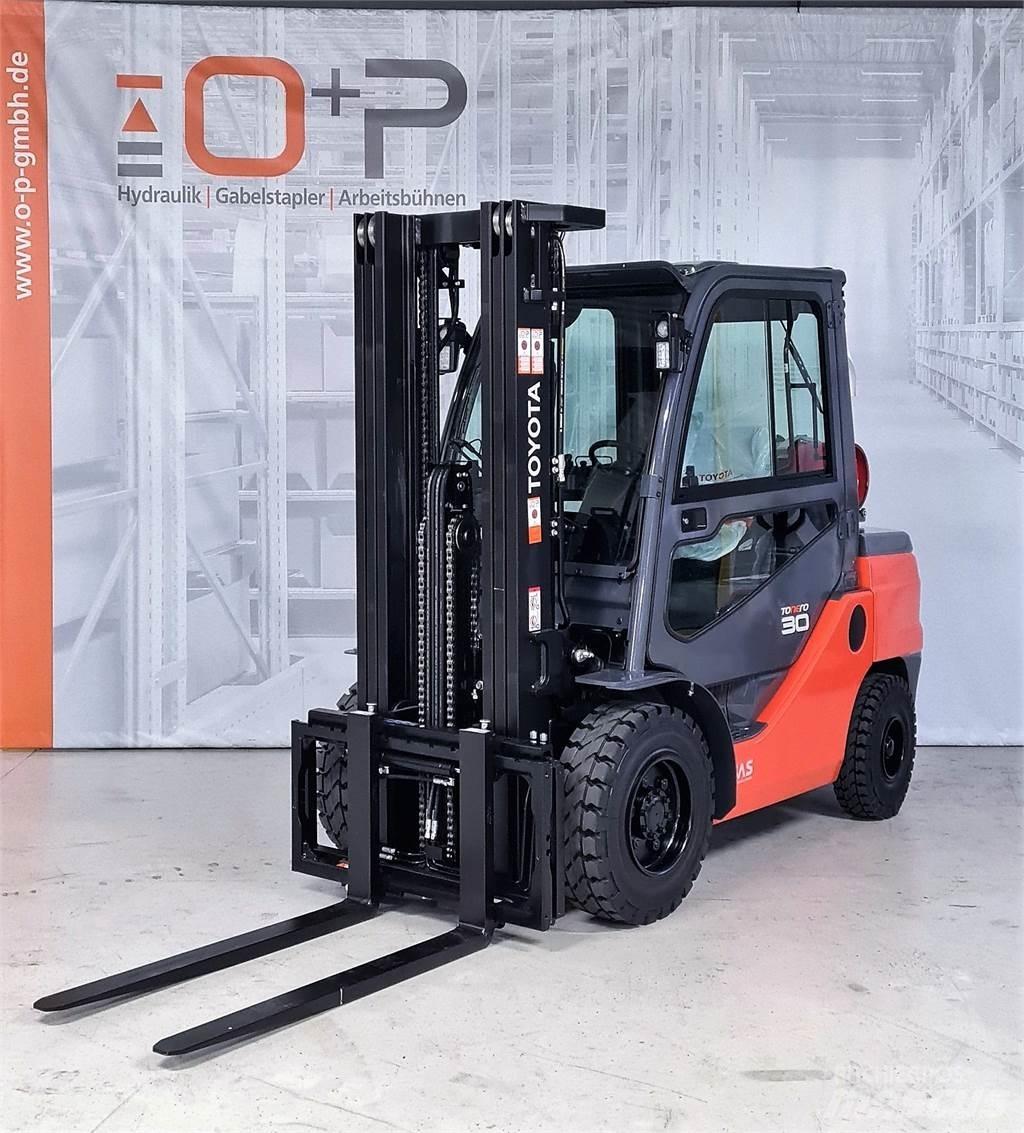 Toyota 02-8FGF30 LPG'li forkliftler