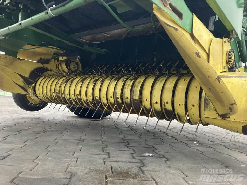 John Deere 550 Rulo balya makinalari