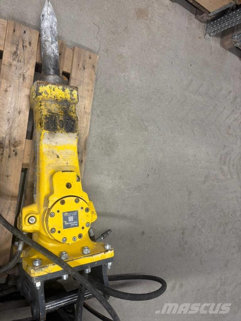 Epiroc SB 302 Hidrolik kırıcılar