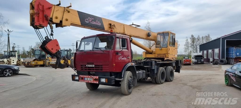 Kamaz 25T Yol-Arazi Tipi Vinçler (AT)