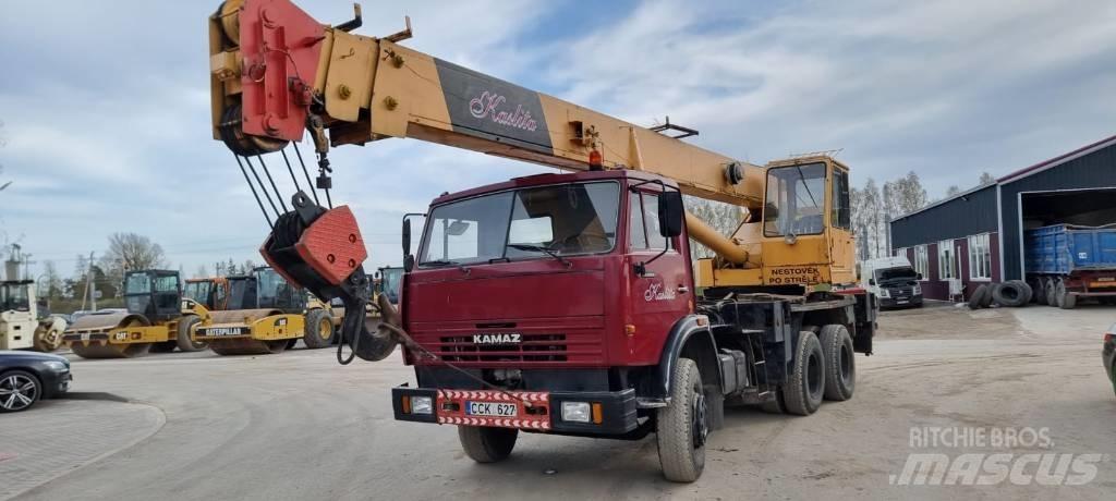 Kamaz 25T Yol-Arazi Tipi Vinçler (AT)