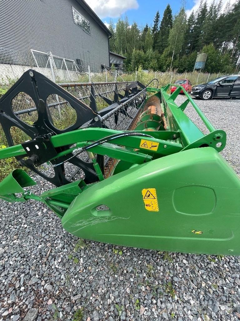 John Deere 622R Biçerdöver kafaları