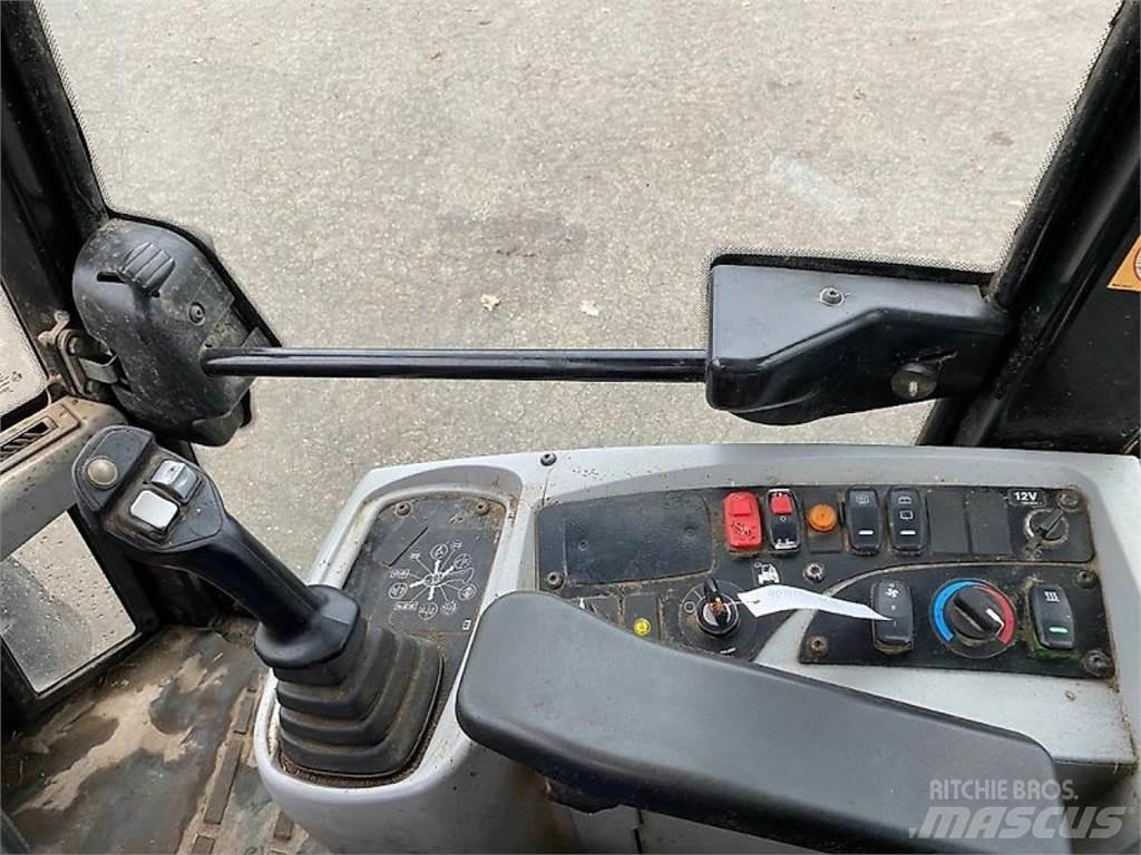 CAT 908M Tekerlekli yükleyiciler
