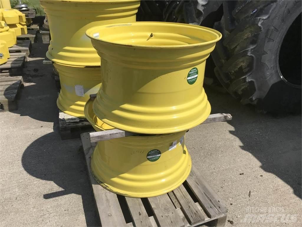 John Deere 18x30 Tekerlekler
