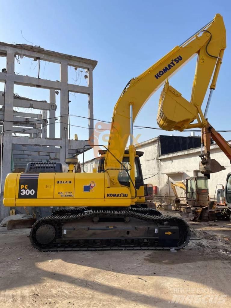 Komatsu PC 300 Paletli ekskavatörler