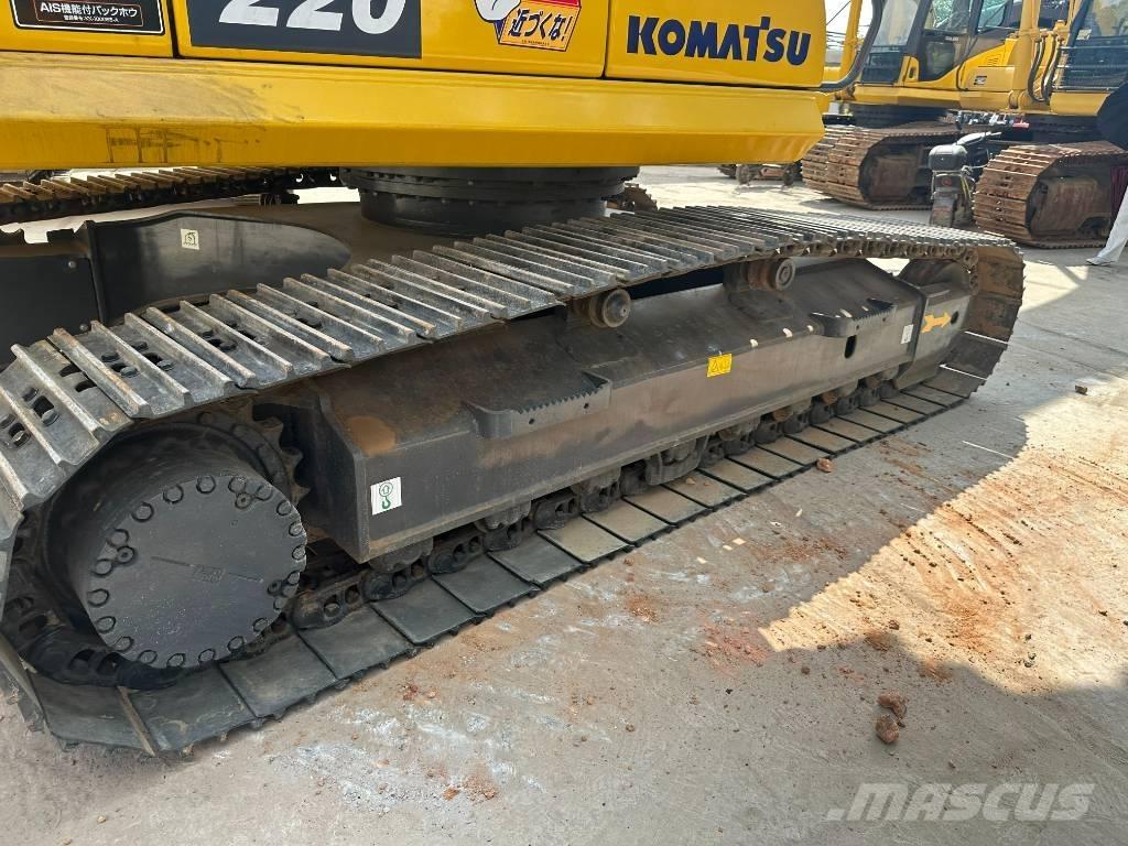Komatsu PC 220-8 Paletli ekskavatörler