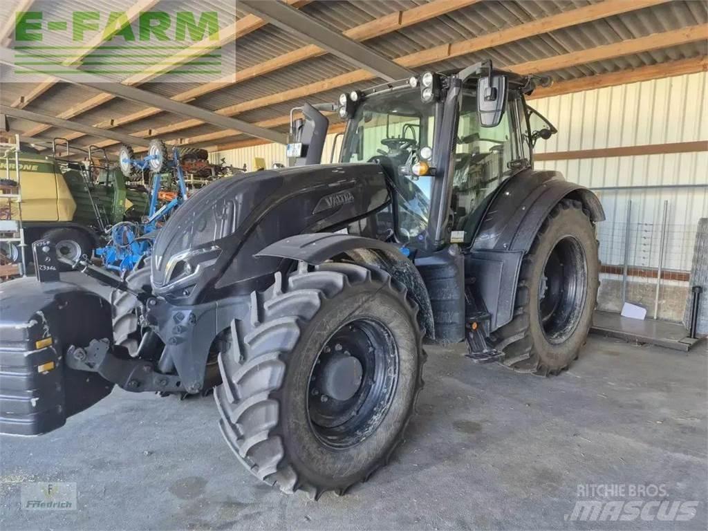 Valtra t235a Traktörler