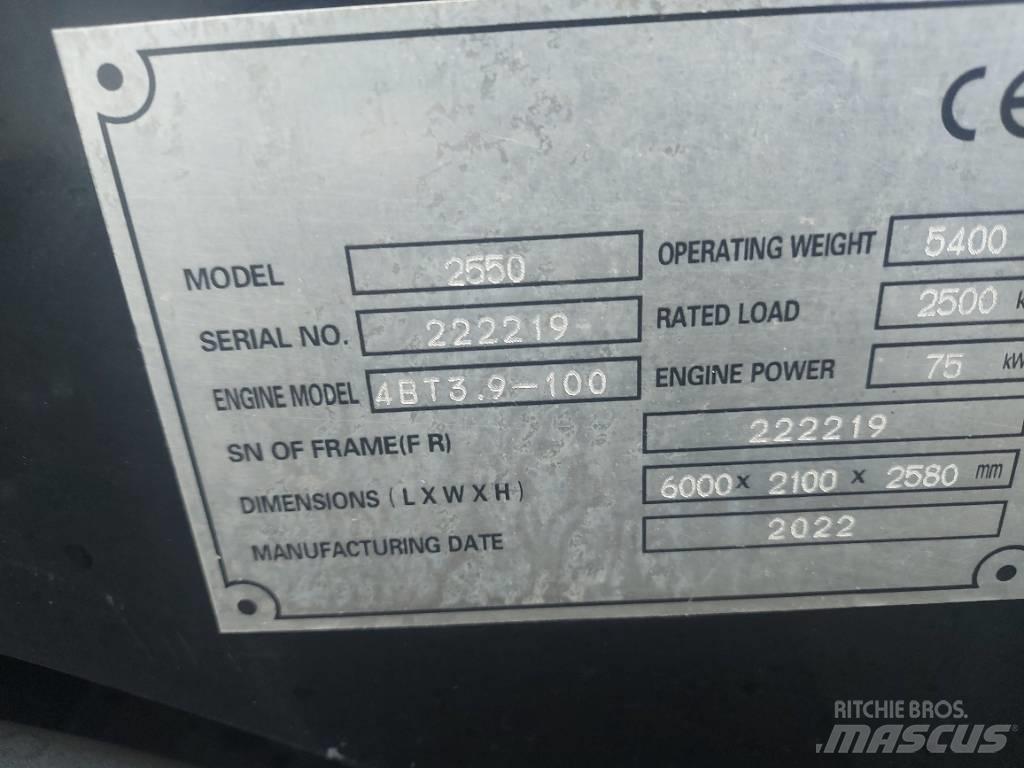  D-Machine  2550 Tekerlekli yükleyiciler