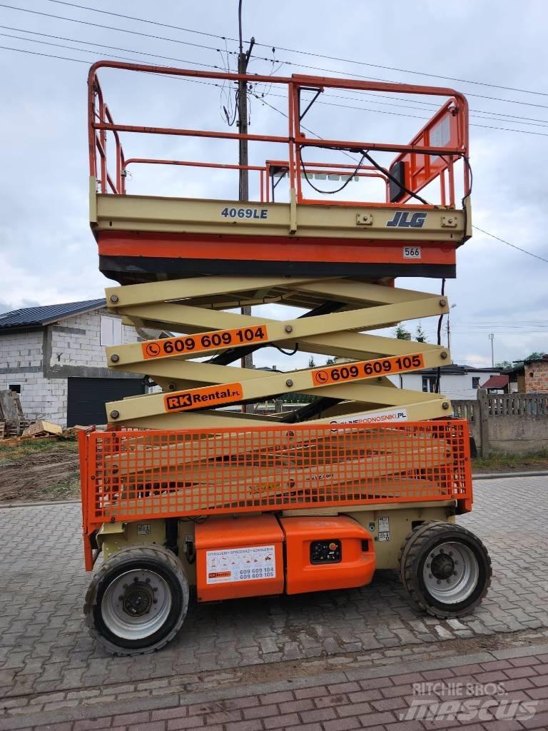 JLG E 4069 LE Makasli platformlar