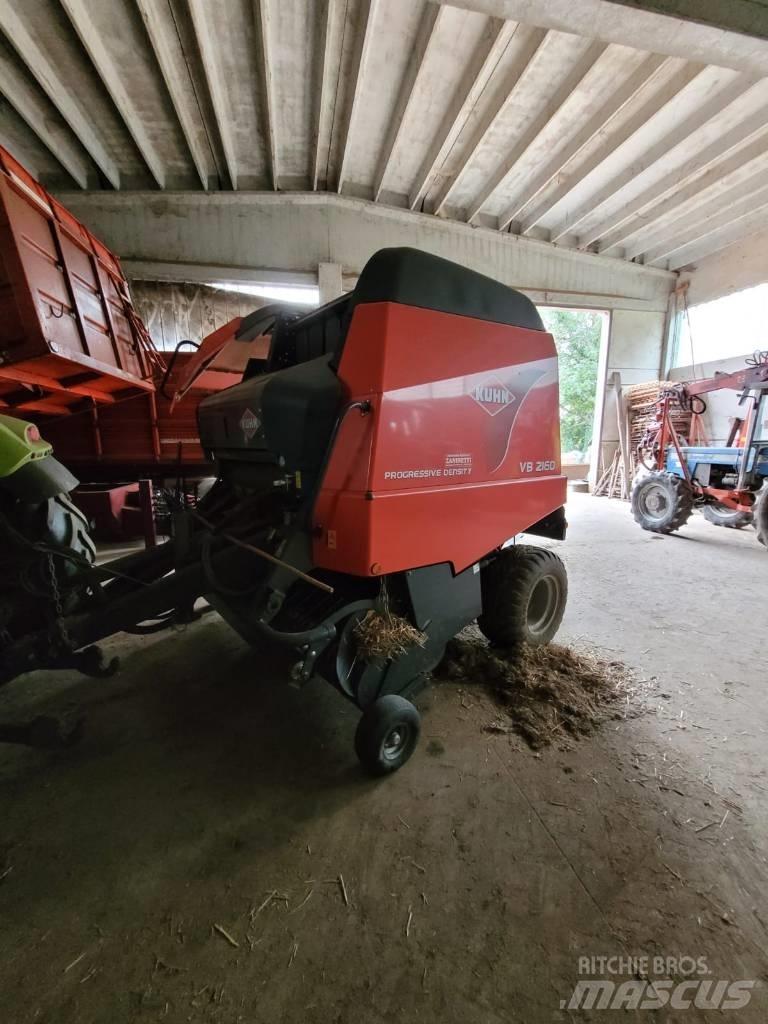 Kuhn VB 2160 Rulo balya makinalari