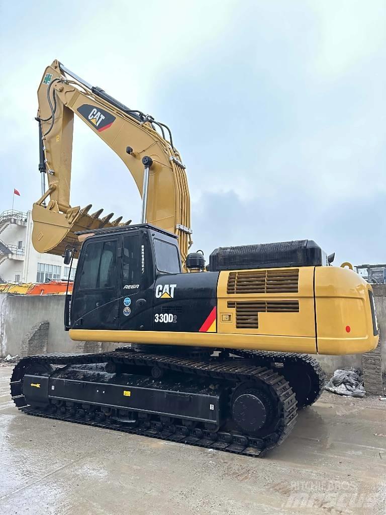 CAT 330D2 Paletli ekskavatörler