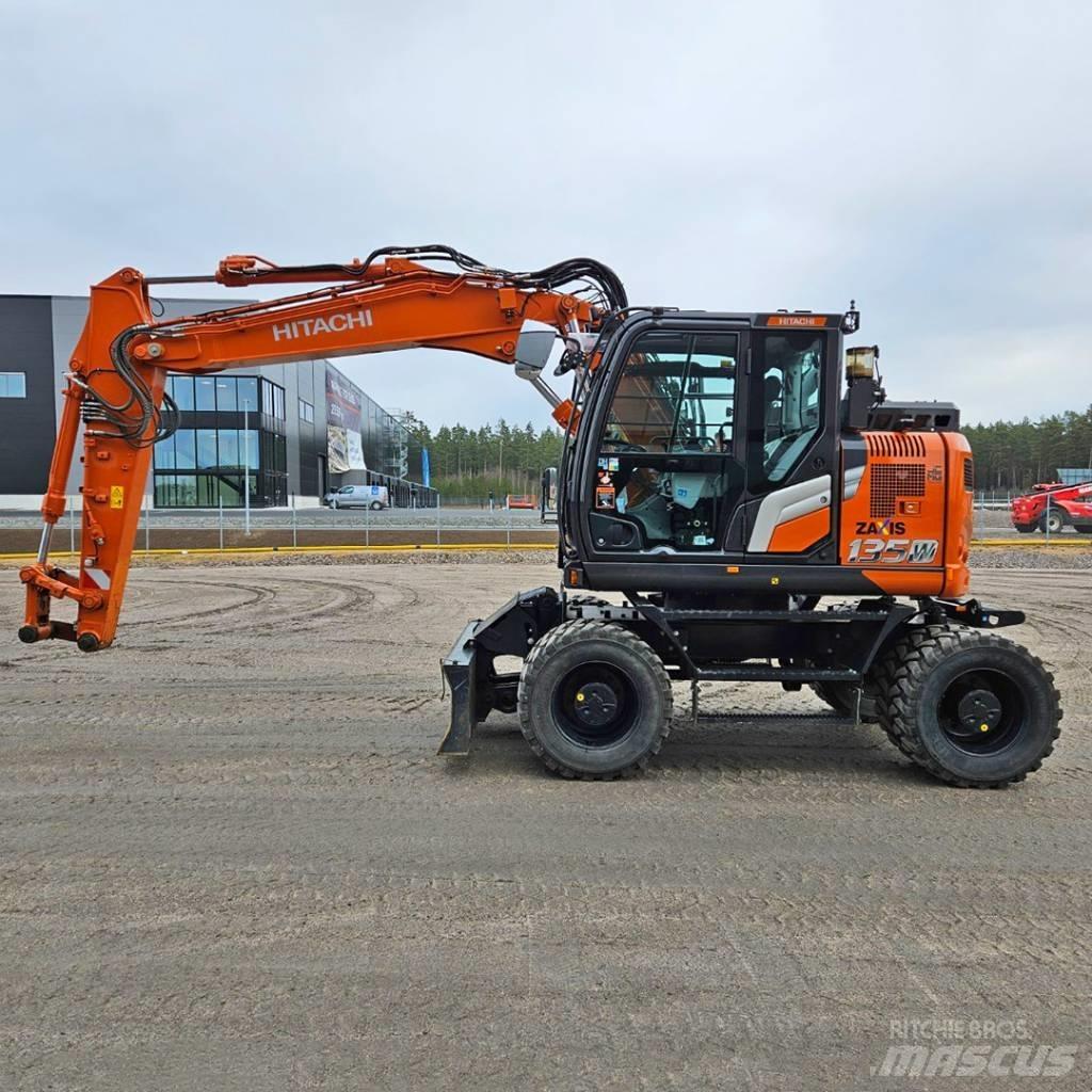 Hitachi ZX 135W Lastik tekerli ekskavatörler