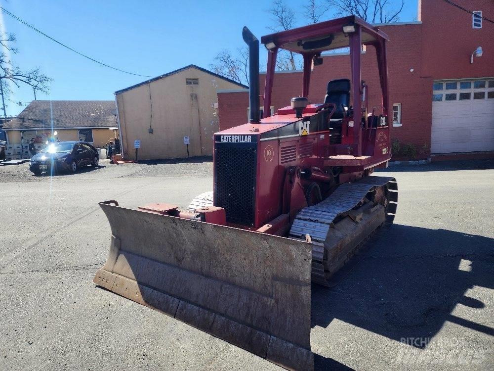 CAT D 3 C III Paletli dozerler