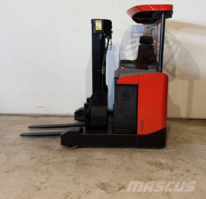BT truck RRE 160 Reach truck - depo içi istif araçları