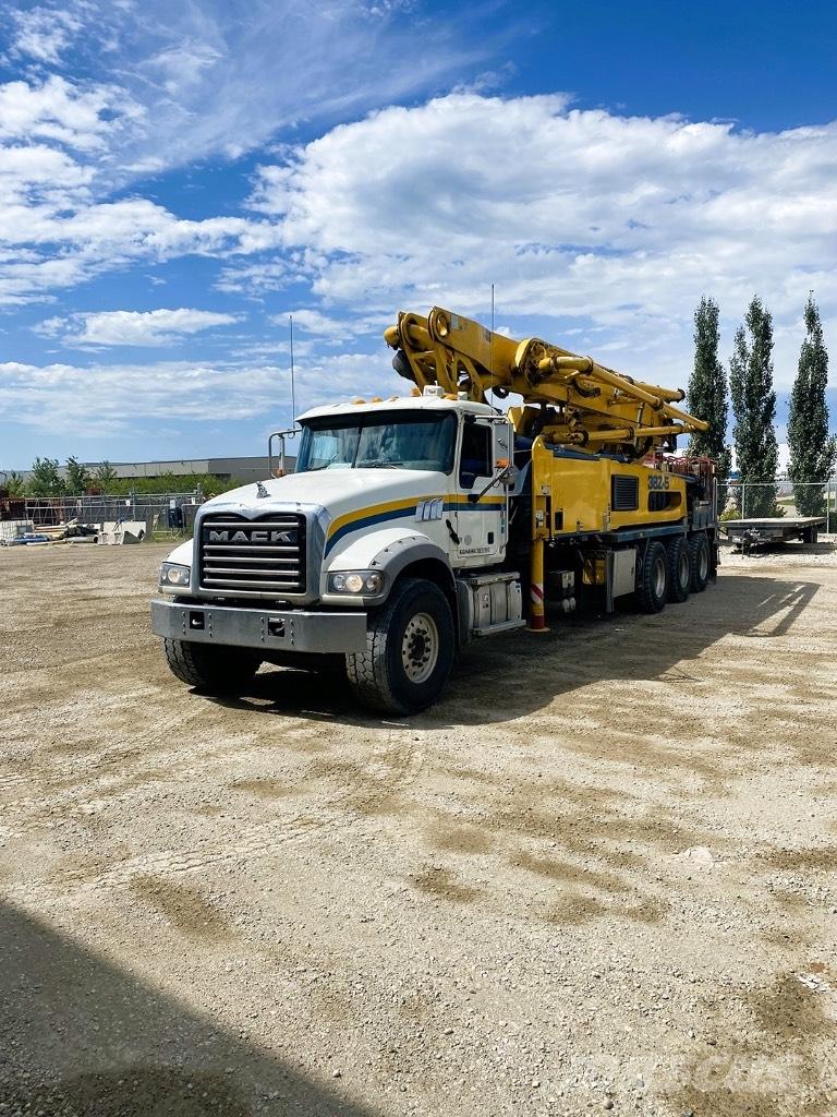 Putzmeister (#193) 38M Beton pompaları
