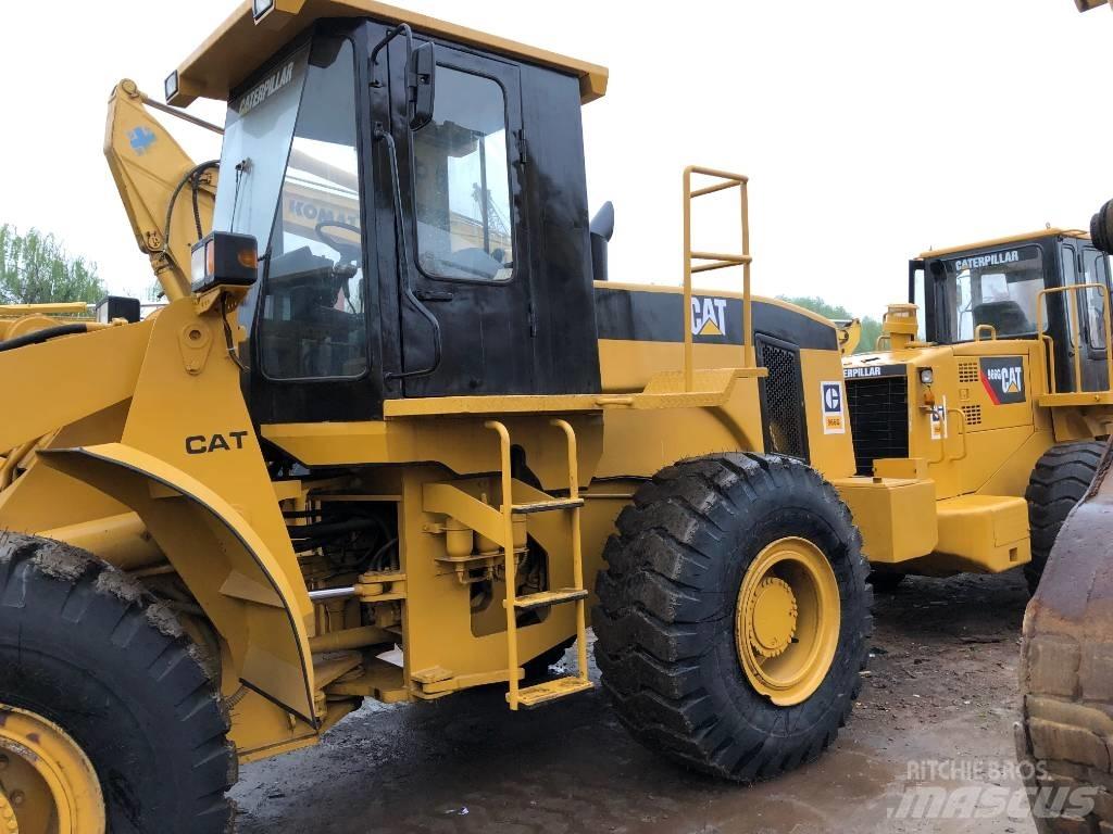 CAT 966 Tekerlekli yükleyiciler