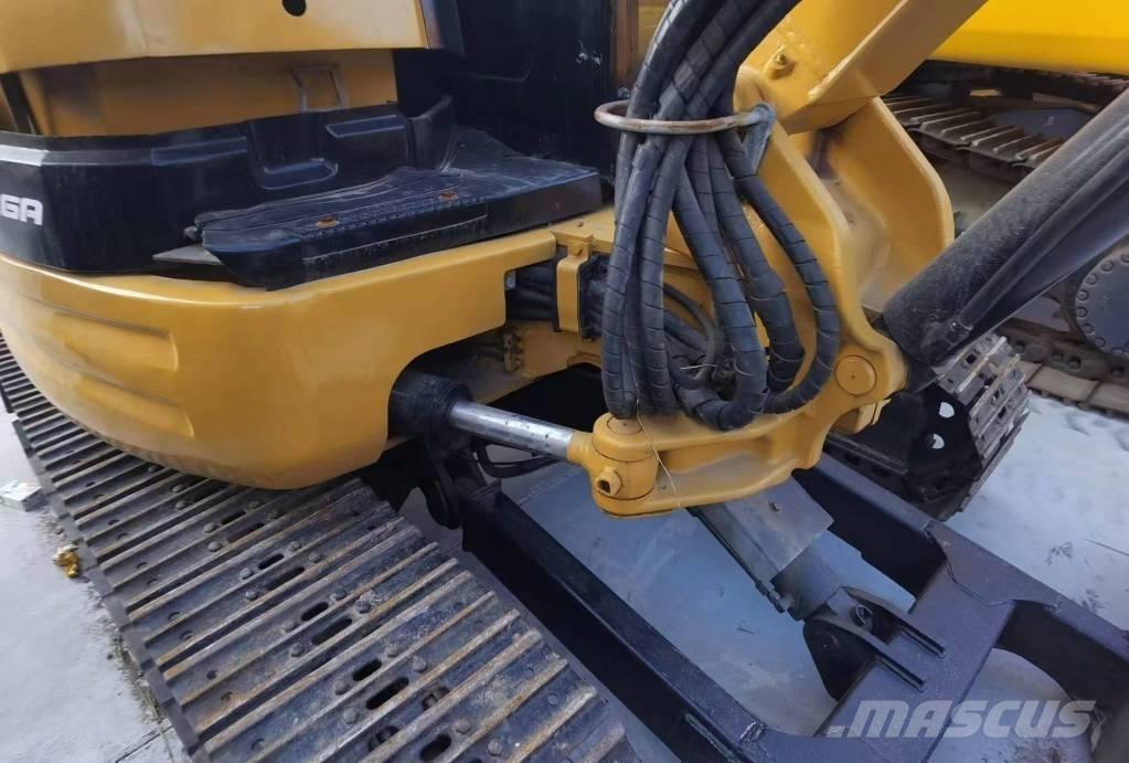 CAT 304 CR Mini ekskavatörler, 7 tona dek