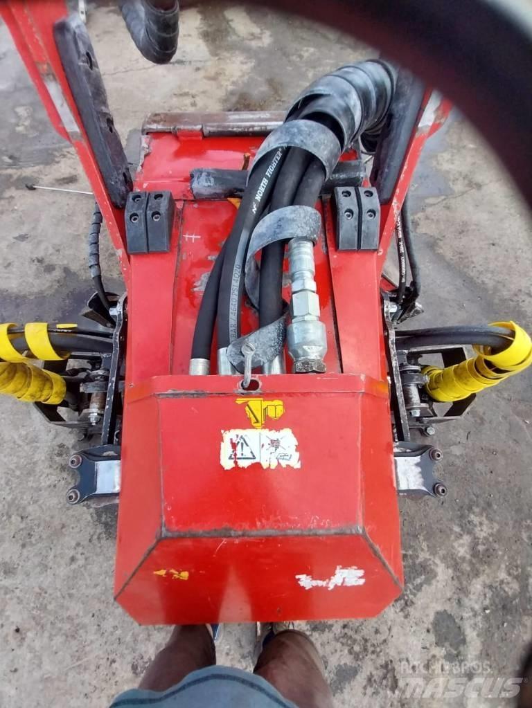 Komatsu 941.1 Biçerdöverler