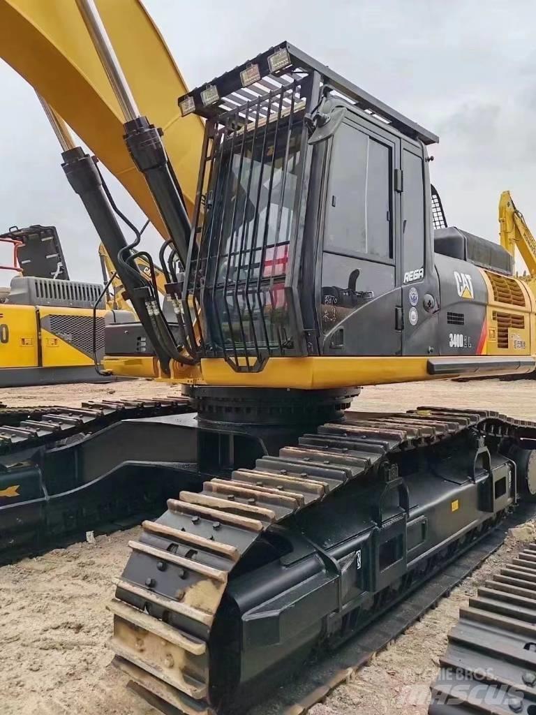 CAT 324 D Paletli ekskavatörler