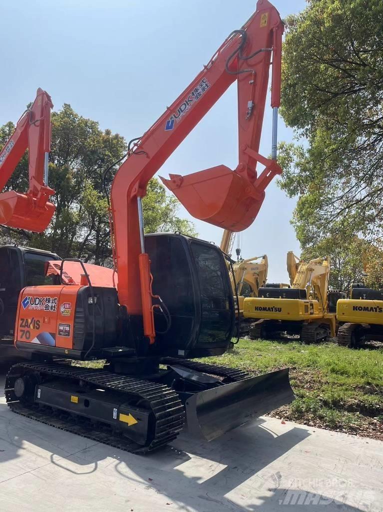 Hitachi ZX 70 Paletli ekskavatörler