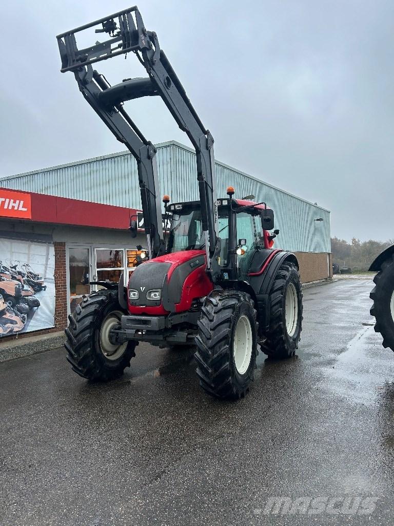 Valtra N 121 Traktörler