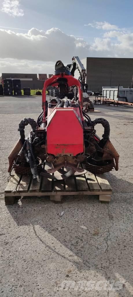 Komatsu 365.1 Agaç kesme robotlari