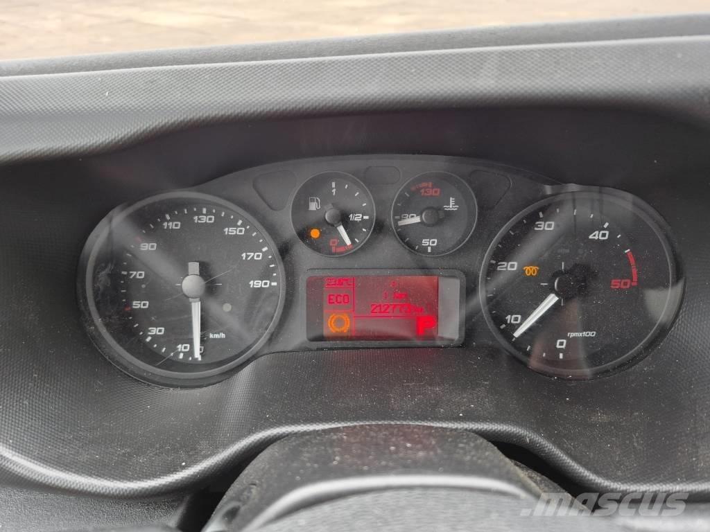 Iveco daily 35 s16 Kapali kasa kamyonetler