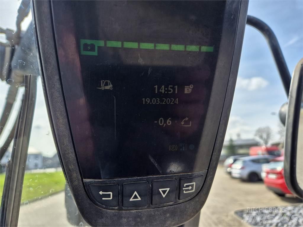Linde E25 Elektrikli forkliftler