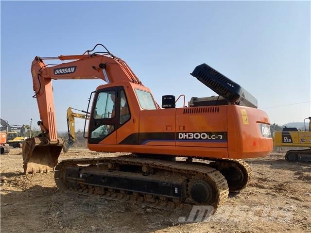Doosan DH300 Paletli ekskavatörler