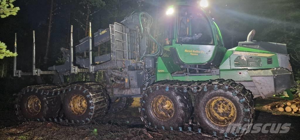 John Deere 1010G Tomruk yükleyici traktörler