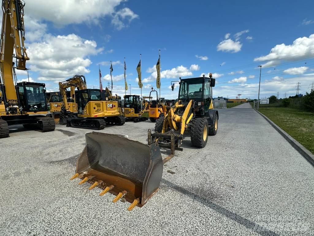 Komatsu WA 80 Tekerlekli yükleyiciler