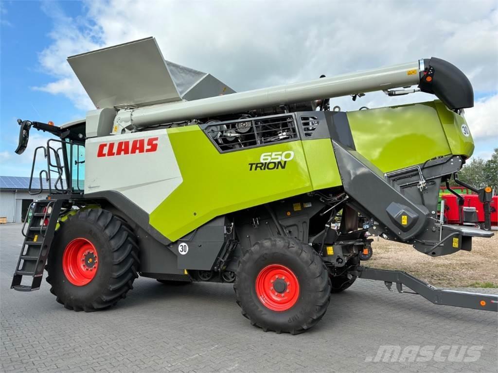 CLAAS Trion 650 Biçerdöverler