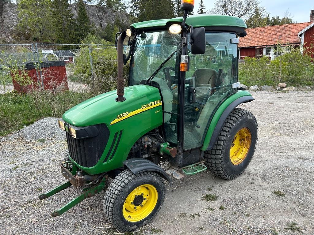 John Deere 3720 Traktörler