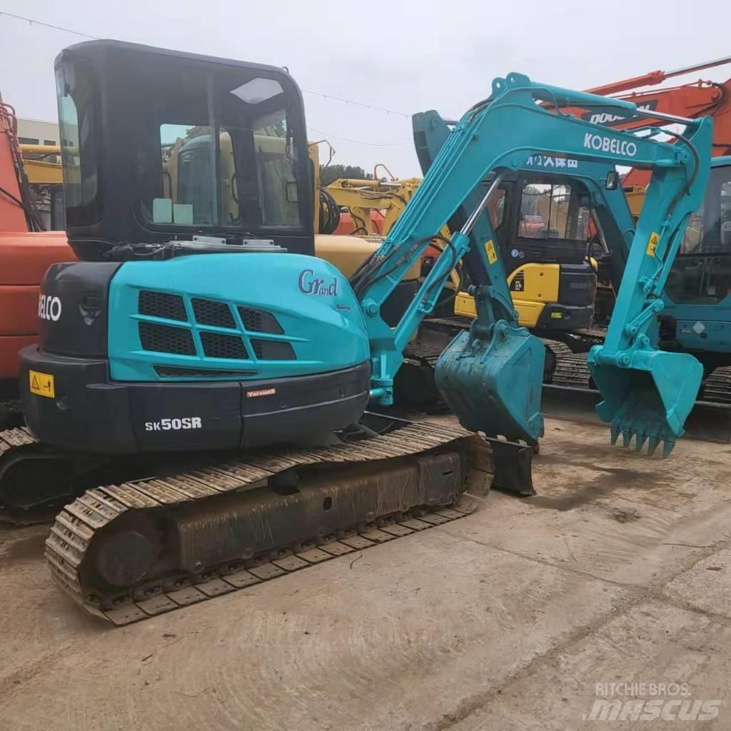 Kobelco SK 50 Mini ekskavatörler, 7 tona dek