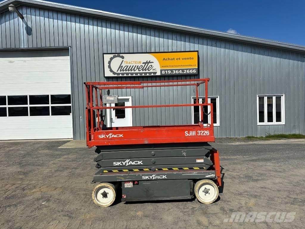 SkyJack SJ 3226 Makasli platformlar