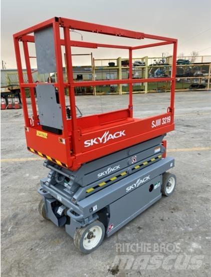 SkyJack SJ III 3219 Makasli platformlar