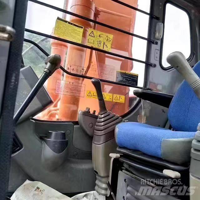 Hitachi EX 120 Paletli ekskavatörler