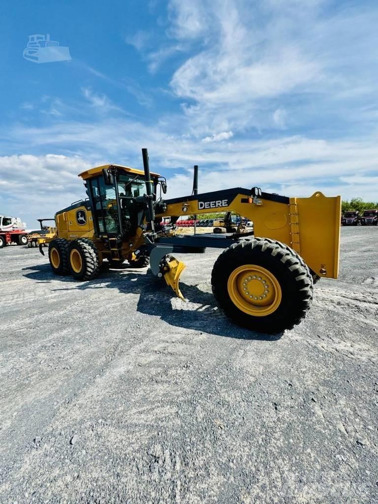 DEERE 672G Greyderler