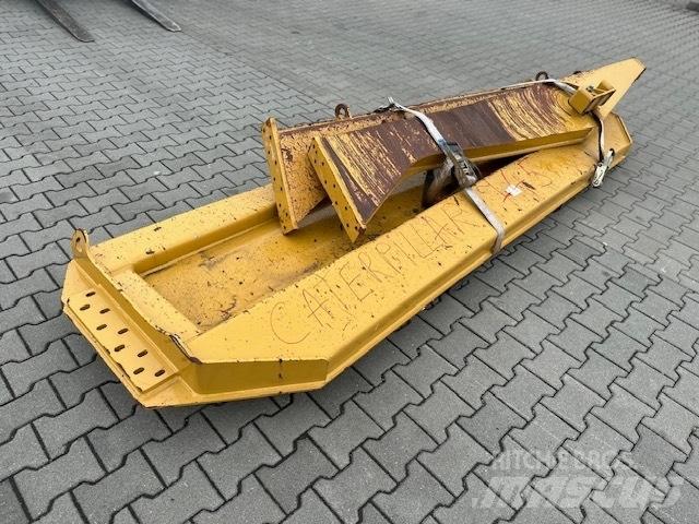 CAT 745 TAIL GATE Belden kirma kaya kamyonu