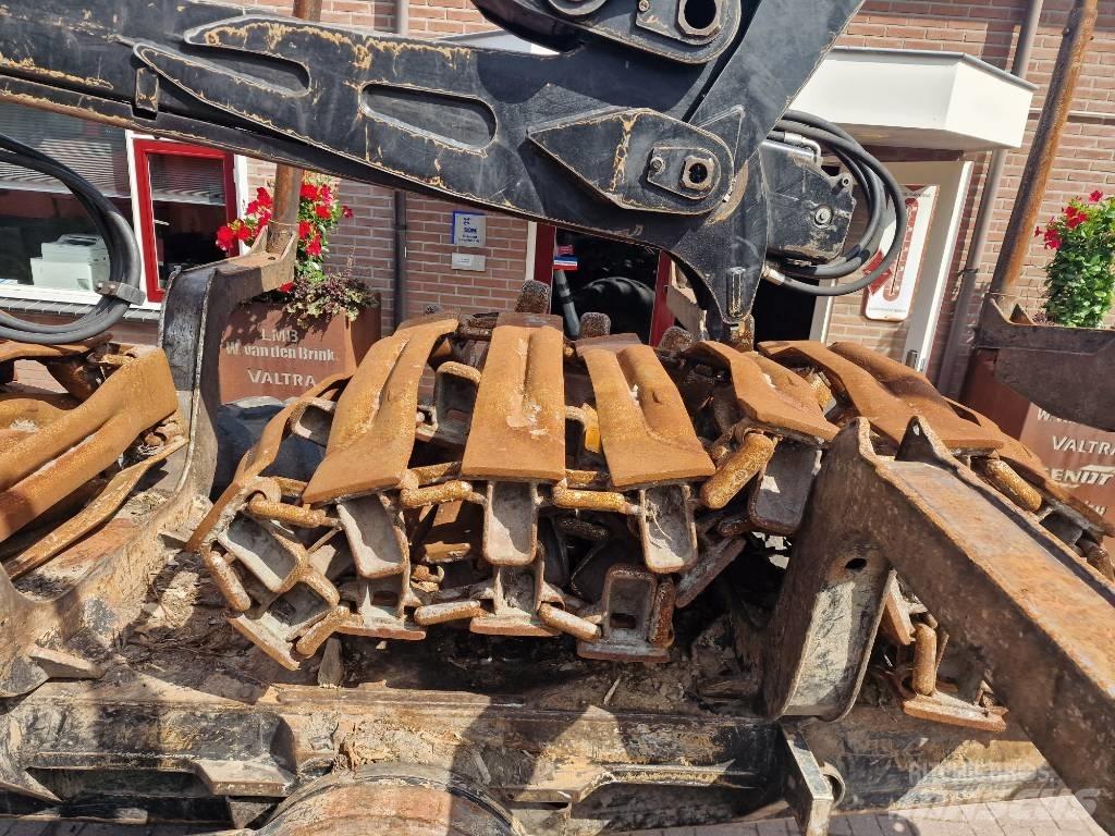 Komatsu 840 TX Tomruk yükleyici traktörler