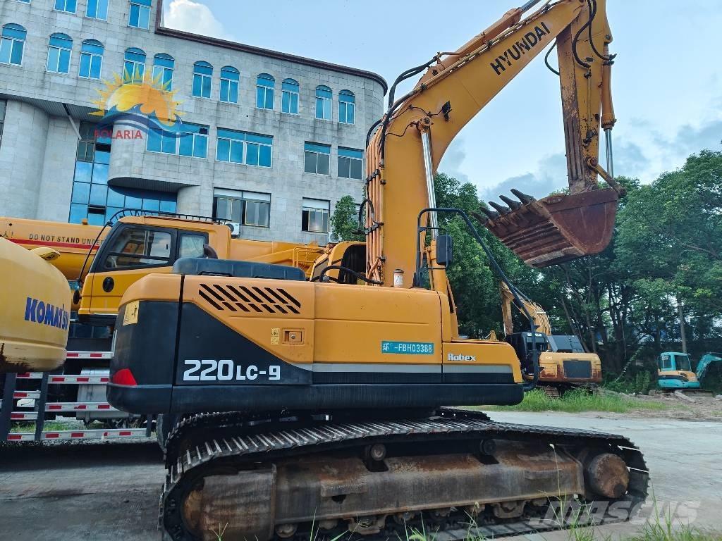 Hyundai R 220LC-9S Paletli ekskavatörler