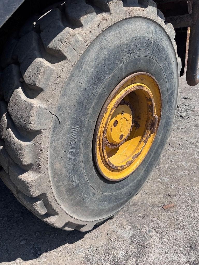 Bell B 25 D Belden kirma kaya kamyonu