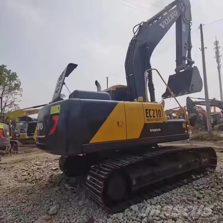 Volvo EC 210 Paletli ekskavatörler